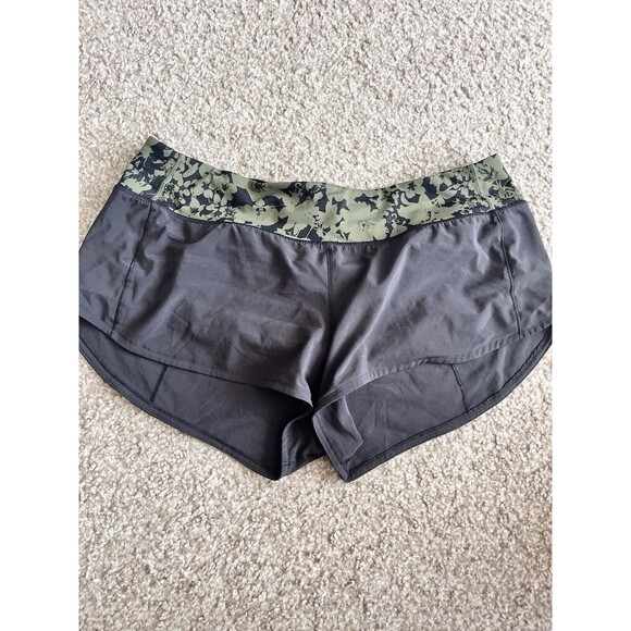 Lululemon Size 10 Speed Up Short 2.5" Black / Efflorescent Barracks Green Gorp - Picture 1 of 6